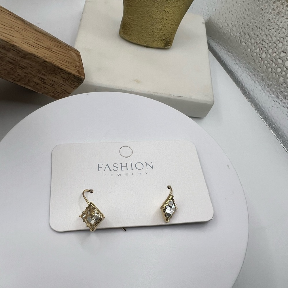 Shiny Rhinestone‎ Gold Tone Earrings NEW